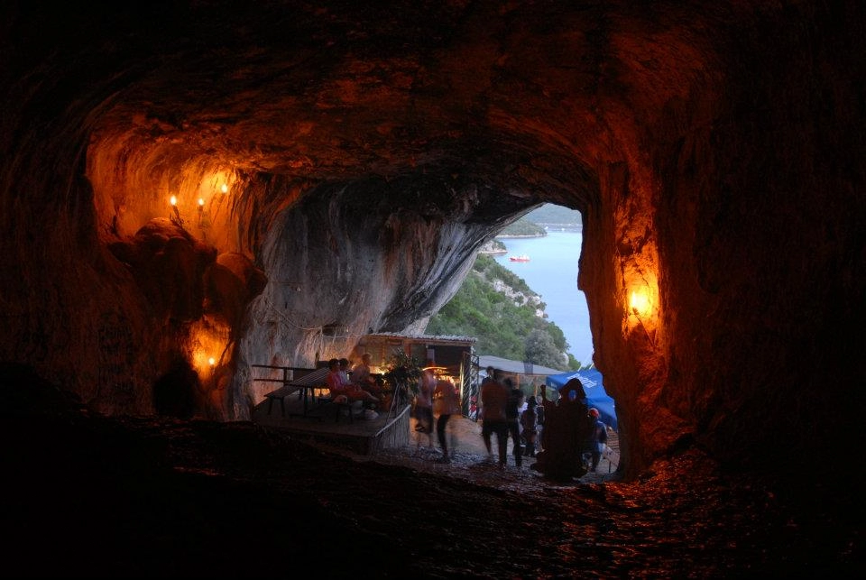 Pirate Cave